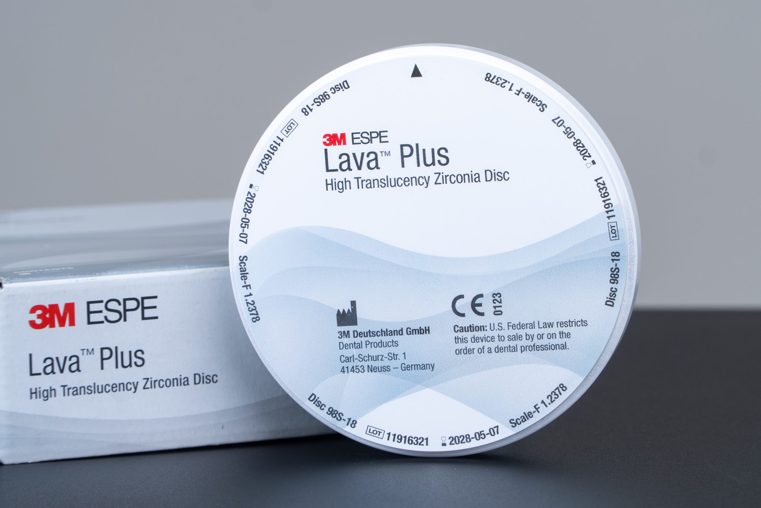 Răng Sứ Lava Esthetic - Ảnh 3